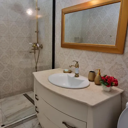 Madalina-endless Summer Mamaia Nord * Năvodari