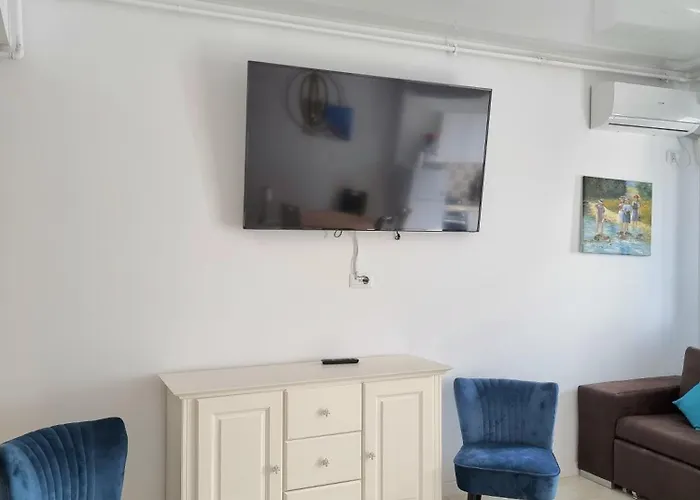 Madalina-endless Summer Mamaia Nord * 那沃达利