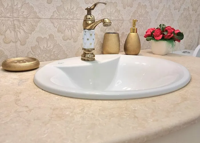 Madalina-endless Summer Mamaia Nord 那沃达利